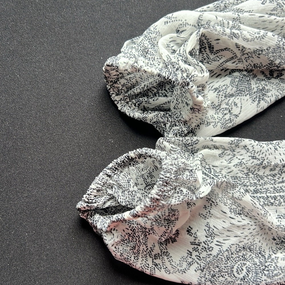 Talbots Blouse Medium - Picture 5 of 5